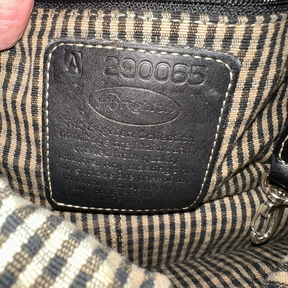 Brighton Vintage Black Leather Shoulder Bag - Picture 10 of 11